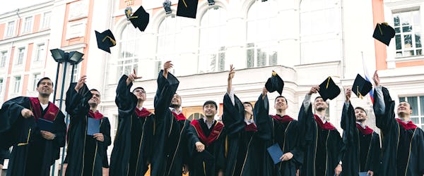 Academic course credit through International Volunteer HQ and Intern Abroad HQ.